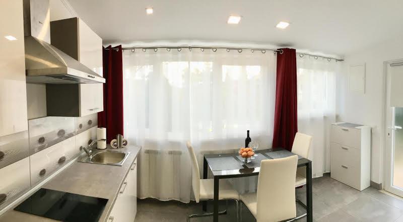 Apartments Peric Елса Экстерьер фото